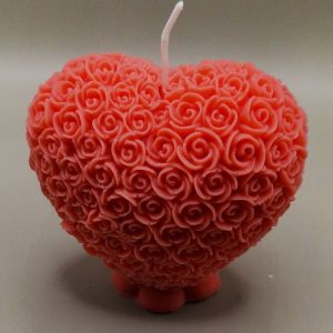 Bougie Sculpturale "Cœur de Roses Éternelles"