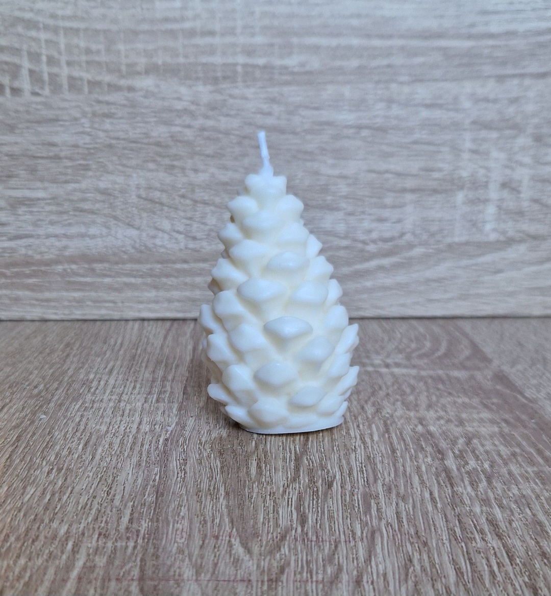 Pomme de Pin des Bois