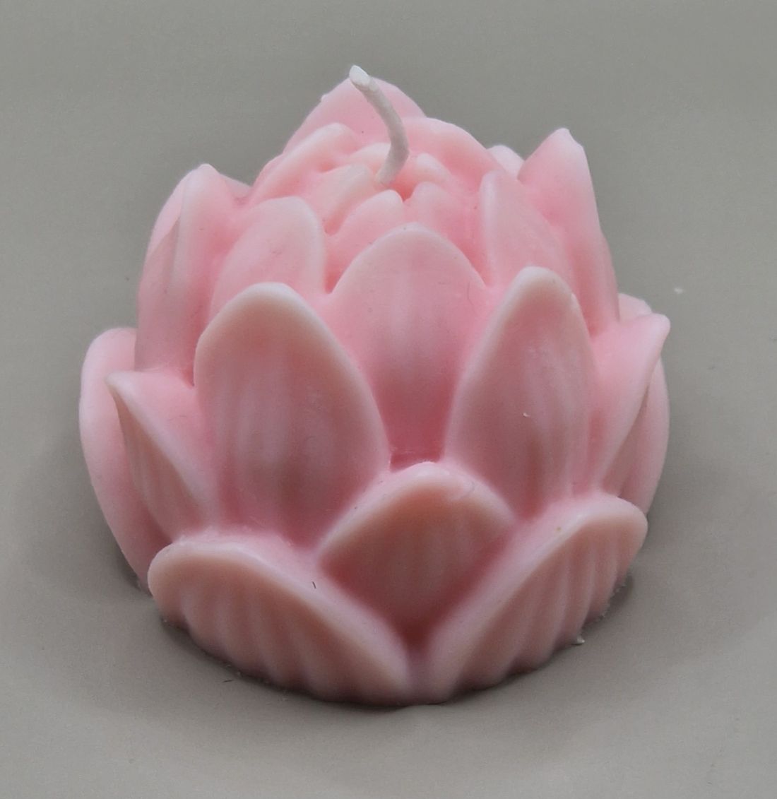 Bougie Sculpturale Fleur de Lotus Épanouie – L'Élégance de la Nature